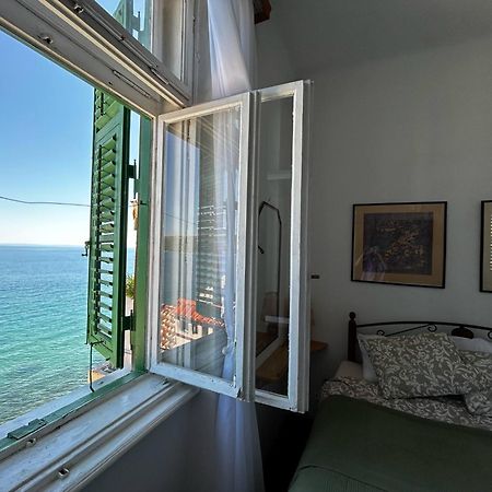 Soba U Vili 10 Metara Od Mora Opatija Exterior photo