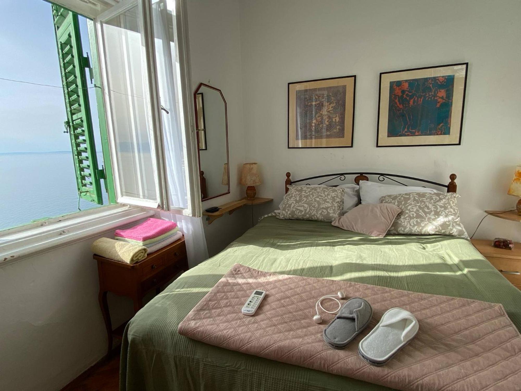 Soba U Vili 10 Metara Od Mora Opatija Exterior photo